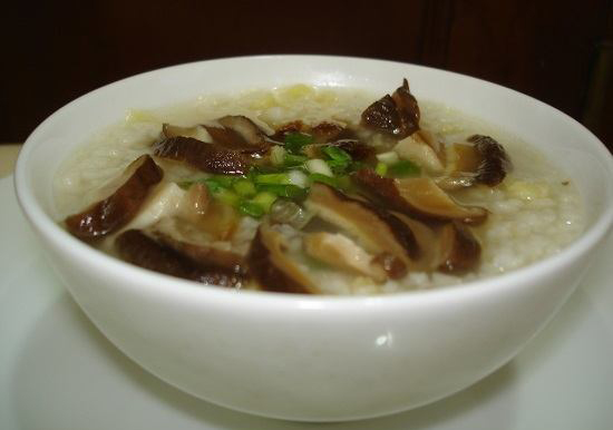 Thành phẩm món cháo bằng cơm nguội