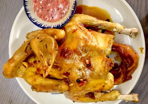 Thành phẩm món gà hấp mắm nhĩ nước dừa