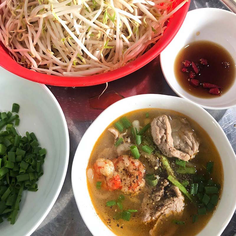 Thành phẩm món bánh canh bột lọc tôm thịt ngon