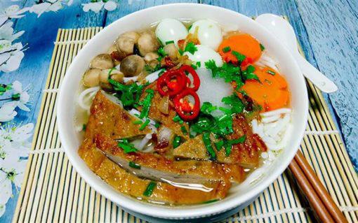 Thành phẩm món bánh canh bột lọc chả cá