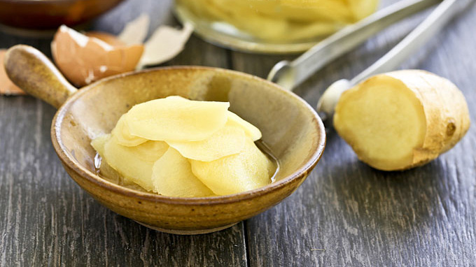 Cách sử dụng gừng ngâm giấm