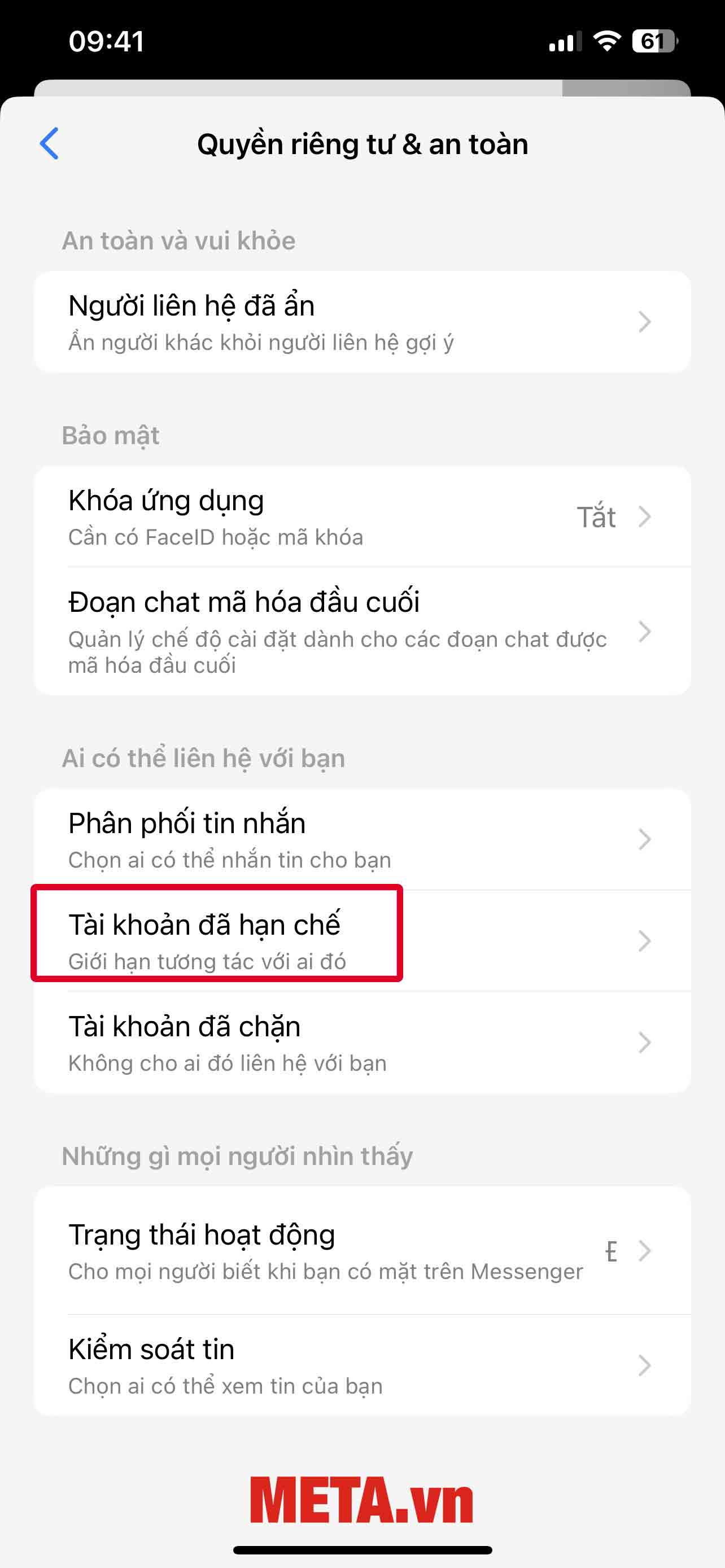 Nhấn vào Tài khoản đã hạn chế