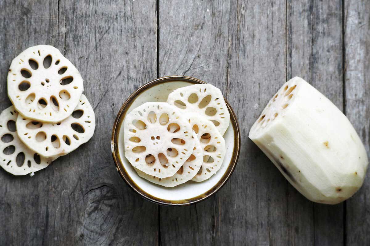 Công dụng của bột củ sen