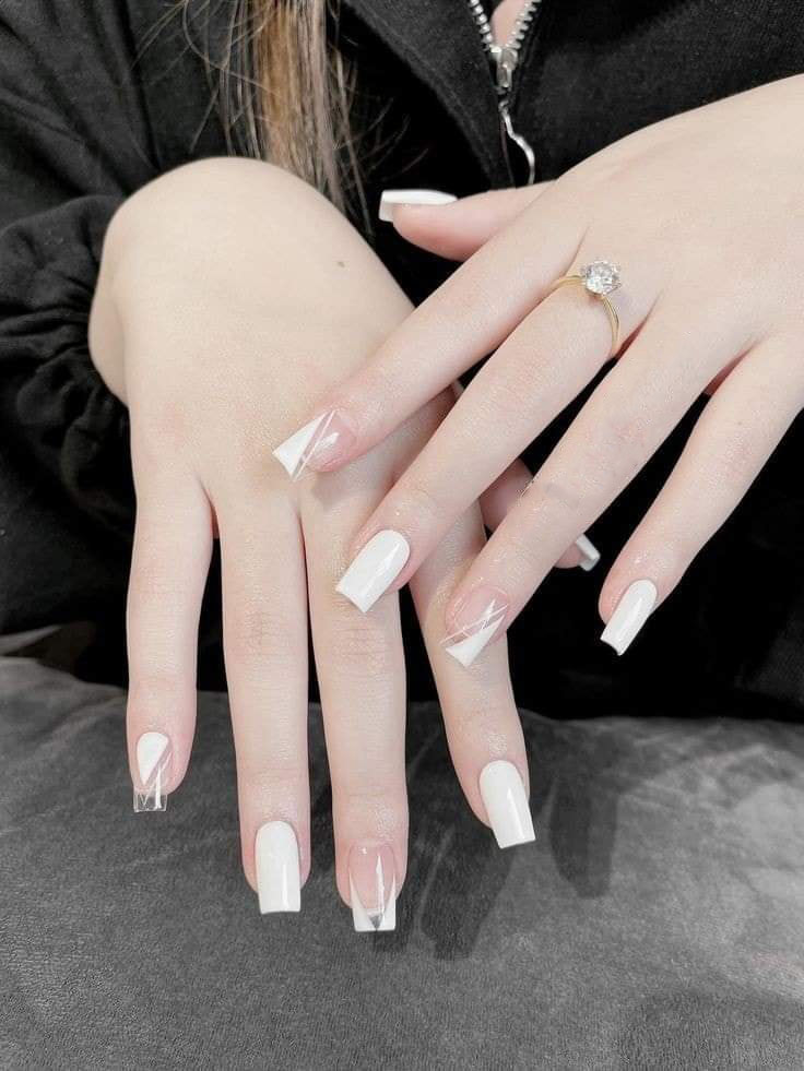 Nail cô dâu đẹp màu trắng