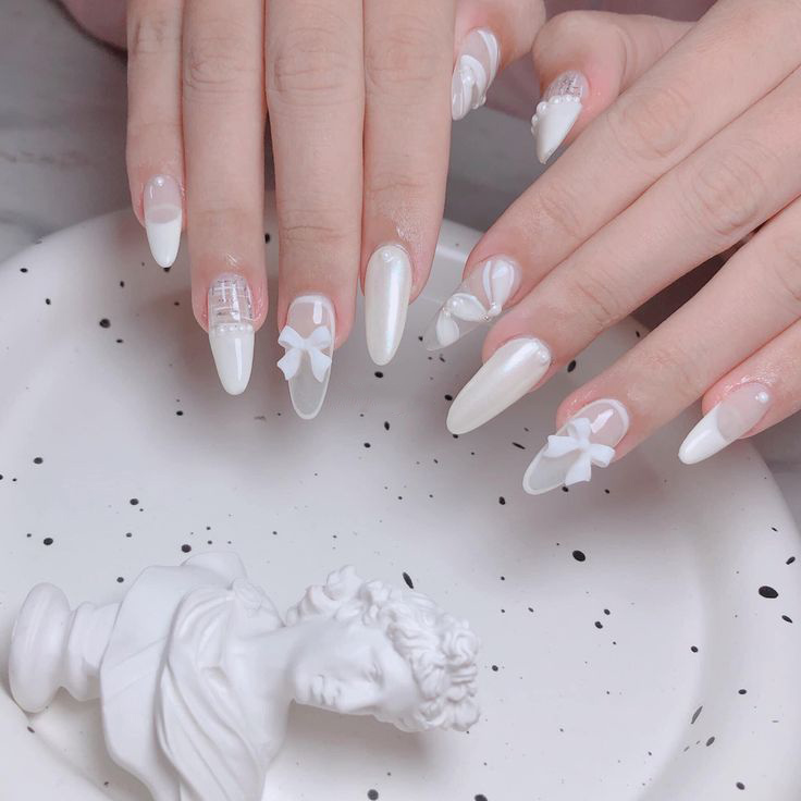 Nail cô dâu đẹp màu trắng gắn nơ