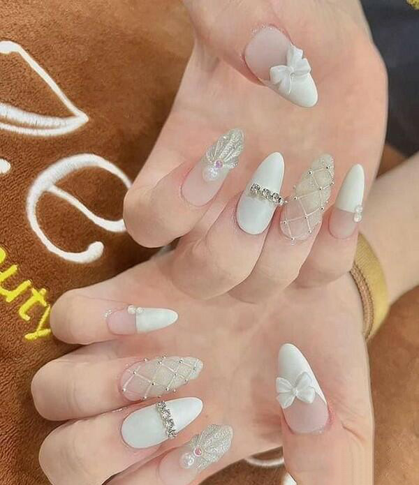 Nail cô dâu đẹp màu trắng
