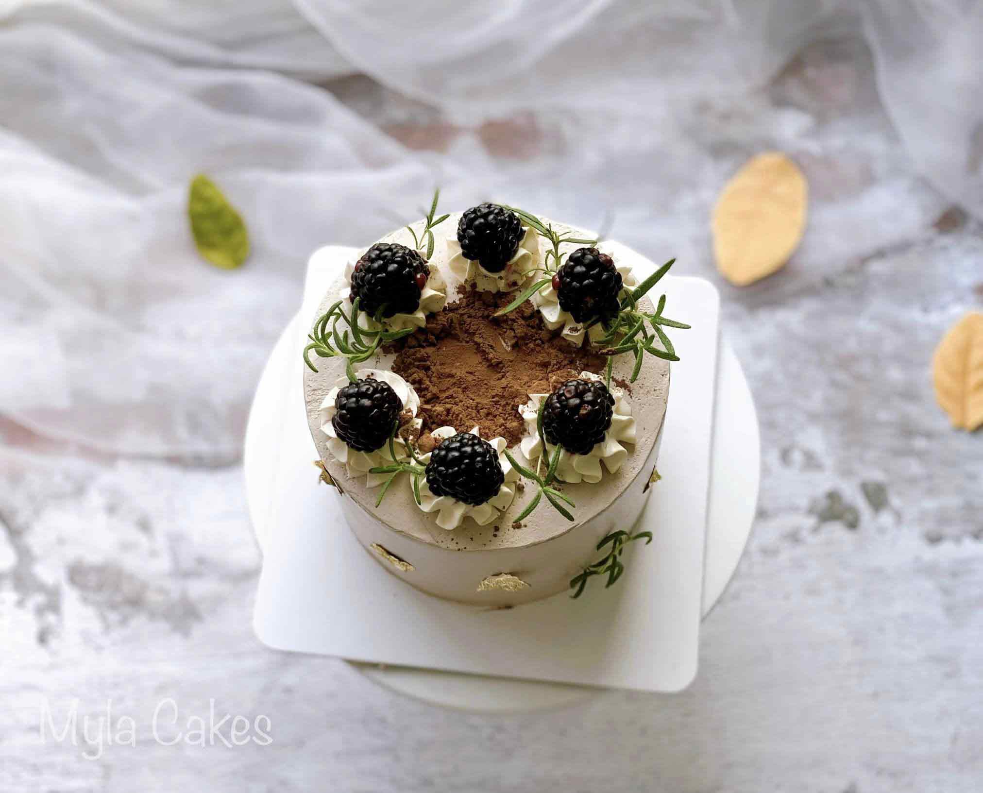 Bánh sinh nhật cho người lớn tuổi là nam