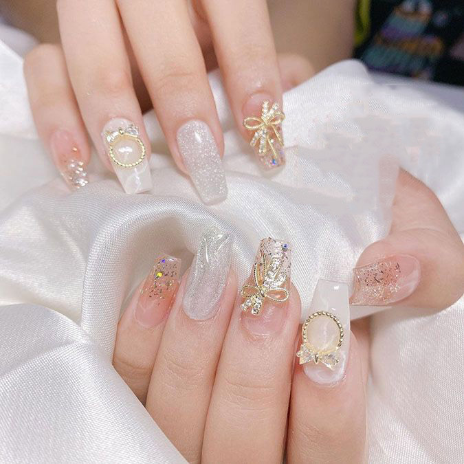 Mẫu nail xinh móng vuông