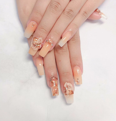 Mẫu móng vuông đính đá