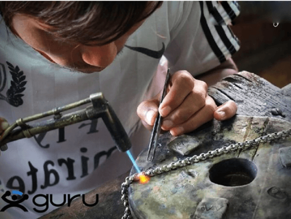 Cách nhận biết bạc thật hay giả bằng trọng lượng