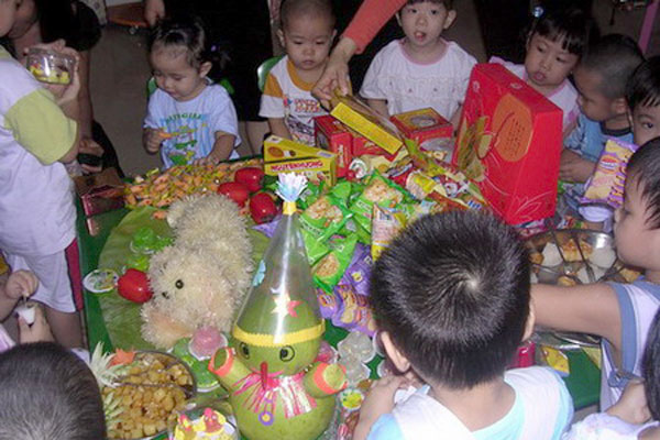 Phá cỗ Trung Thu từ xưa đến nay