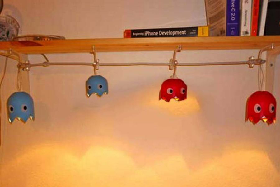 Đèn Trung Thu bằng chai nhựa hình ma chùm