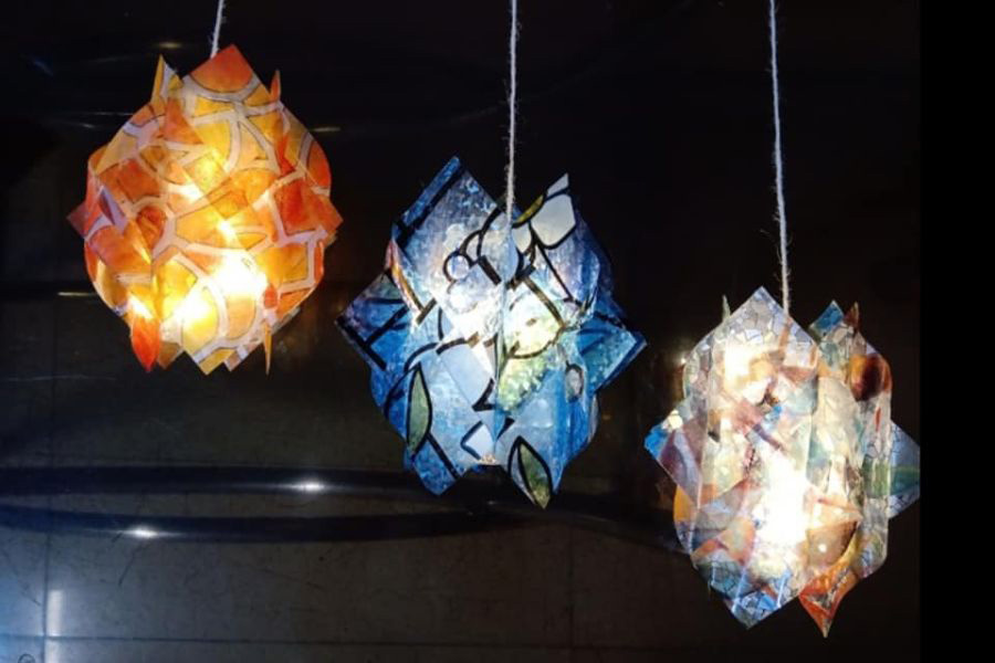 Lồng đèn Trung Thu bằng chai nhựa