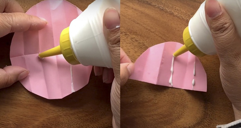 Khi mở hình tròn ra, bạn sẽ thấy được những đường gấp rất rõ ràng