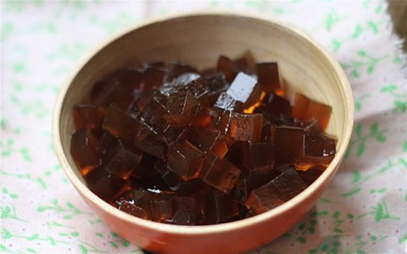 Làm thạch rau câu đường đen