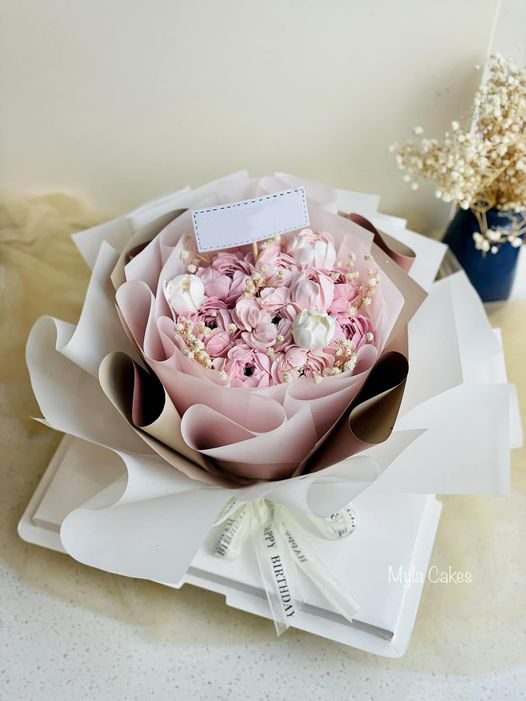 Mẫu bánh kem 20/10 cho vợ