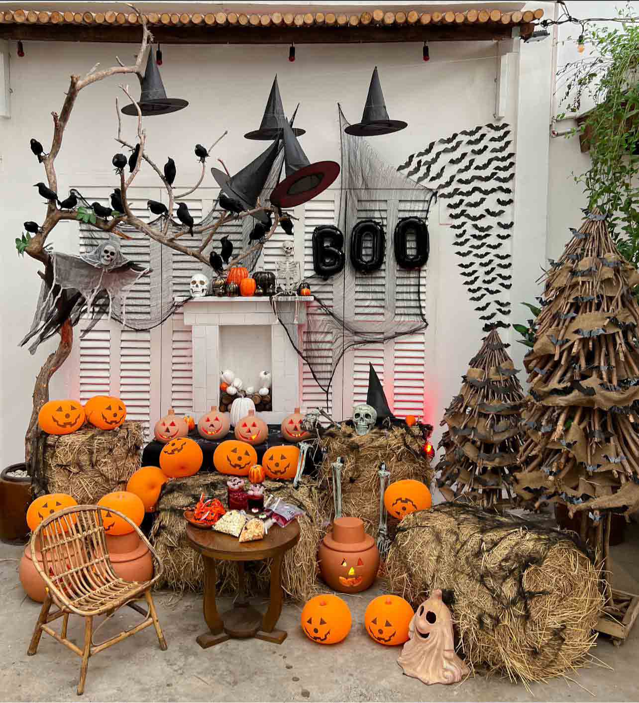 Những địa điểm đi chơi Halloween ở Hà Nội - Cafe cùng bạn