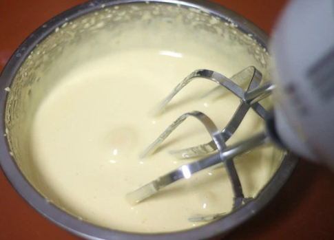 Sơ chế bột làm bánh