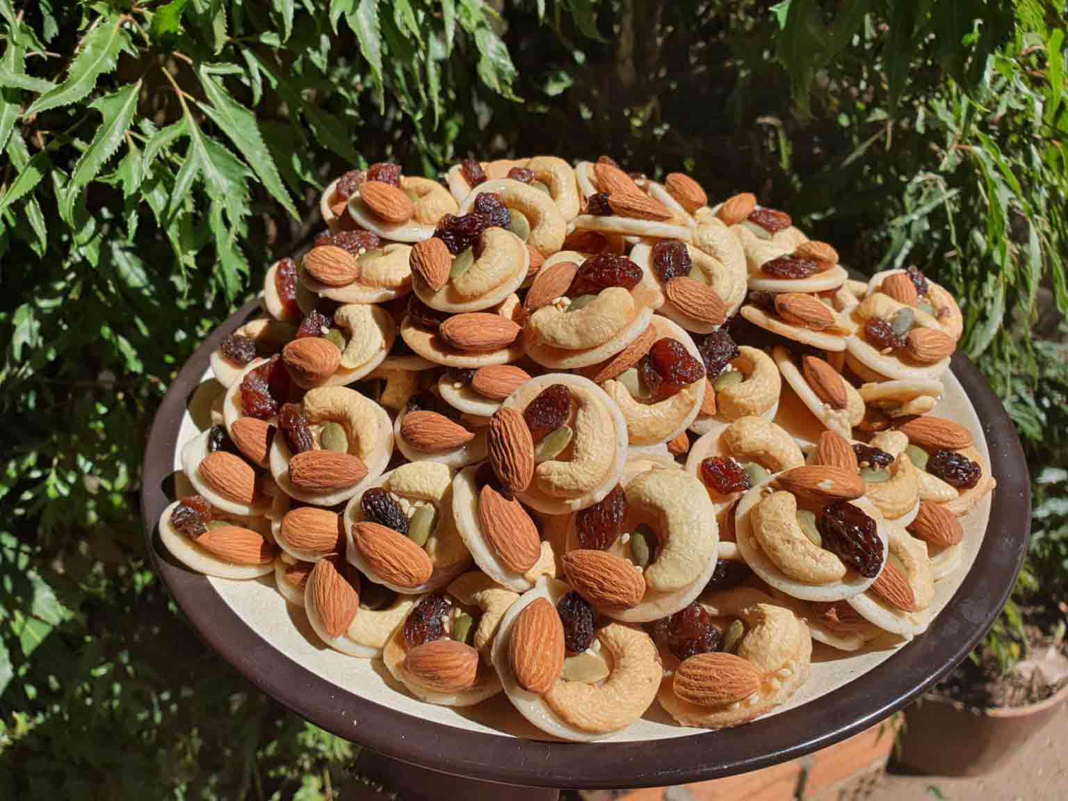 Thành phẩm món bánh đồng tiền mix hạt ngon