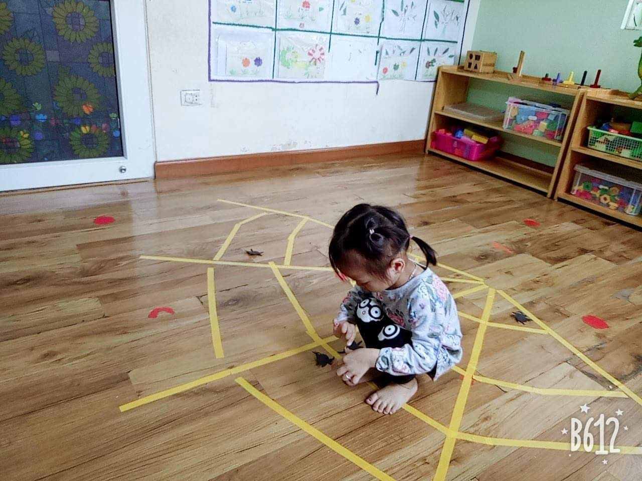 Trò chơi Bước trên mạng nhện