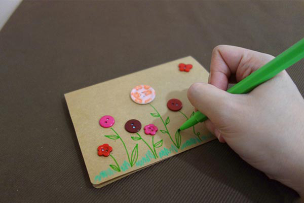 Thiệp 20/11 tặng thầy cô bằng cúc áo