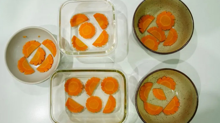 Tạo hình cho thịt đông