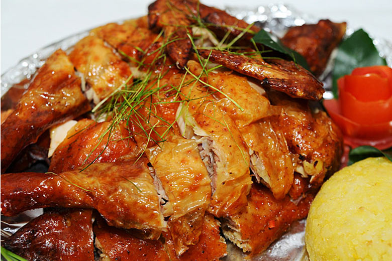 Thành phẩm món gà nướng muối ớt bằng lò vi sóng