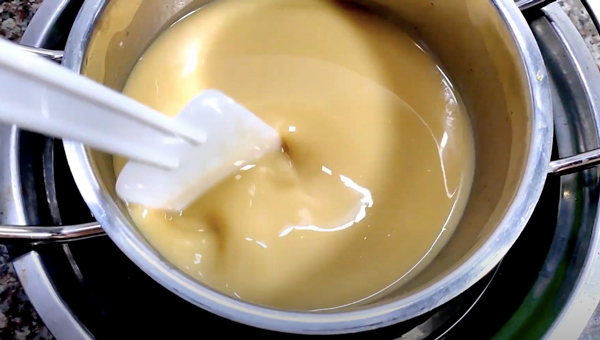 Chế hỗn hợp nước đường