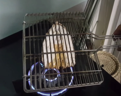 Ưu nhược điểm của việc nướng mực bằng bếp ga