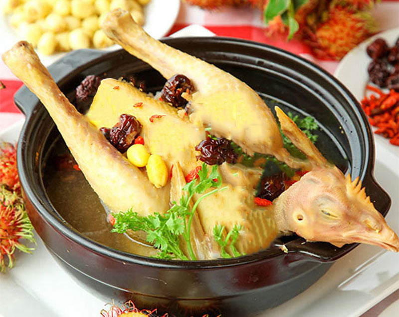 Thành phẩm món gà hầm bằng nồi cơm điện