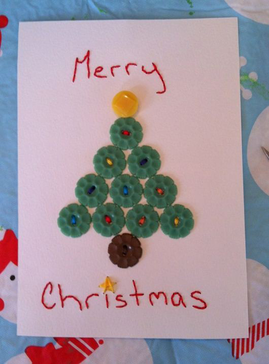 Cách làm thiệp Giáng sinh bằng nút áo