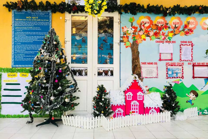 Trang trí Noel trường mầm non đẹp