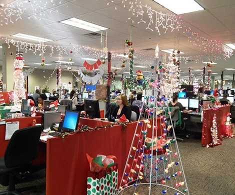 Trang trí Noel văn phòng với đèn dây trang trí