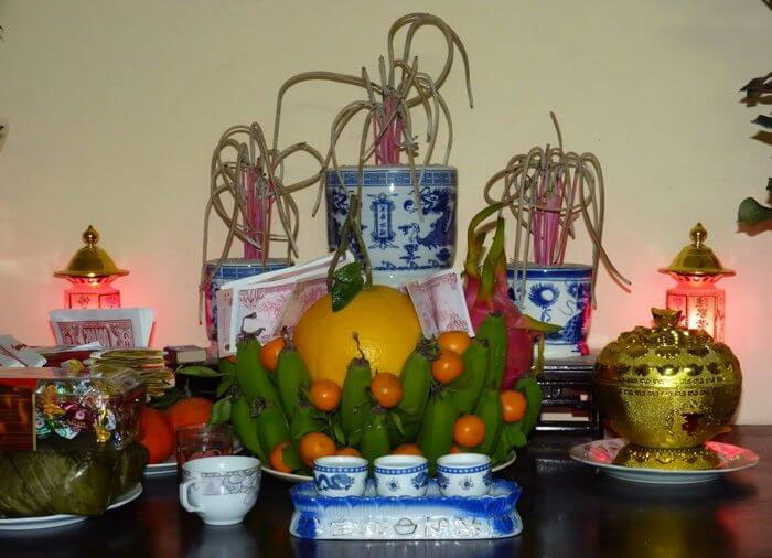 Khi nào nên bao sái bàn thờ?