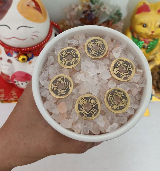 Cách xả xui bằng hũ muối phong thủy