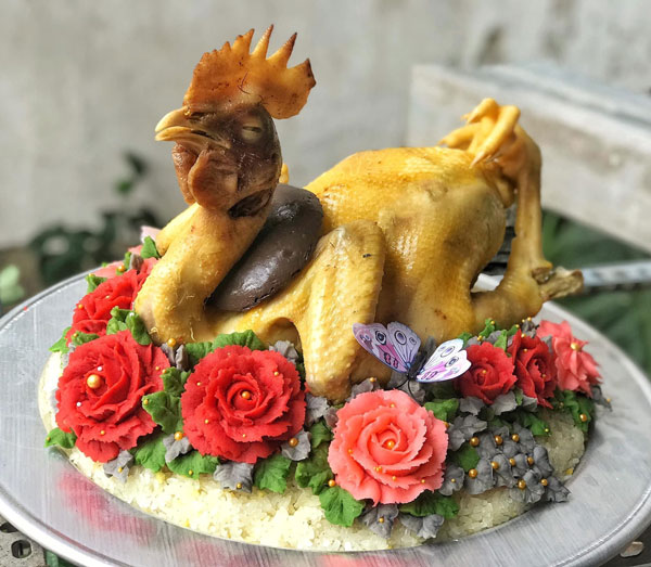 Vì sao chọn gà trống để cúng giao thừa?