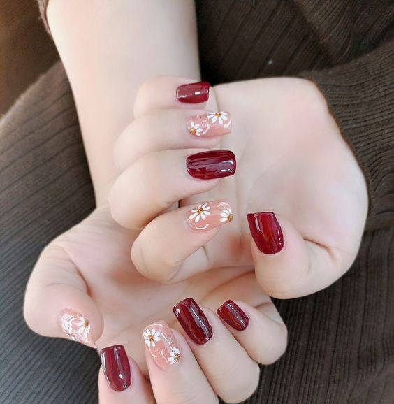 Tham khảo ngay những mẫu vẽ nail Tết đơn giản