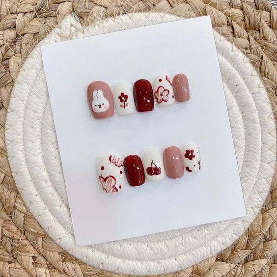 Mẫu nail đỏ Tết