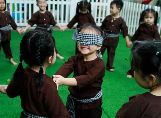 Bịt mắt bắt dê