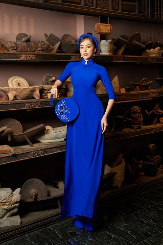 Tuổi Tuất mặc màu gì may mắn Tết 2024?