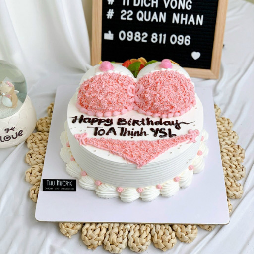 Mẫu bánh sinh nhật troll bạn thân