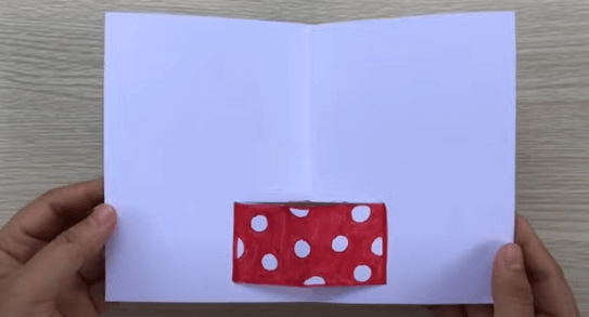 trang trí phần vừa cắt