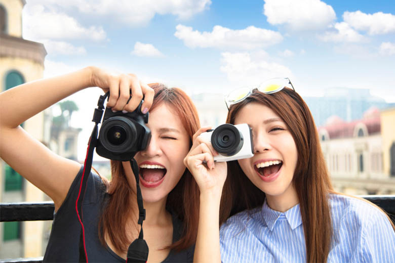 Hình ảnh ngày Quốc tế Hạnh phúc 20/3 tình bạn