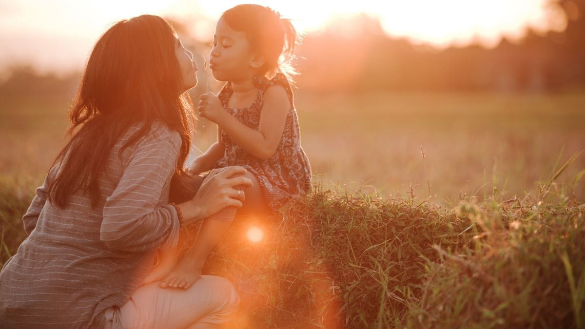 Thơ ngắn về tình mẹ dành cho con