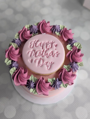 Mẫu bánh kem dành cho mẹ đẹp nhất ngày 12/5
