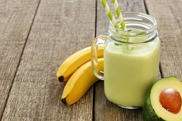 Thành phẩm món sinh tố bơ chuối