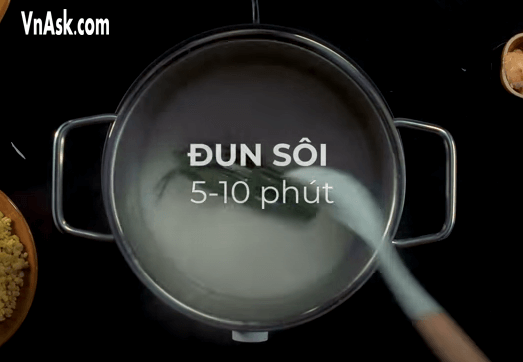 Làm hỗn hợp nước cốt dừa