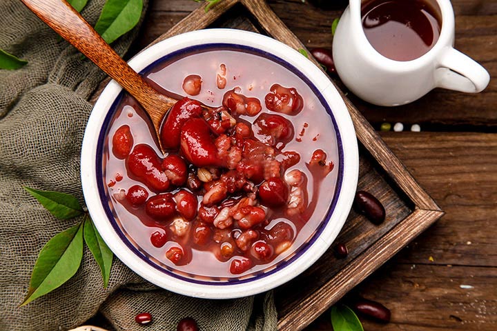 Ăn chè đậu đỏ