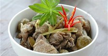 Cách làm vịt om sấu nước dừa thơm ngon, không bị hôi